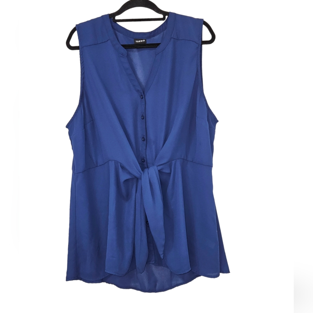 Torrid Peplum Georgette Button-Front Tie-Front Blouse